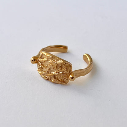 [ gold ] sculpture ring [ free size ]