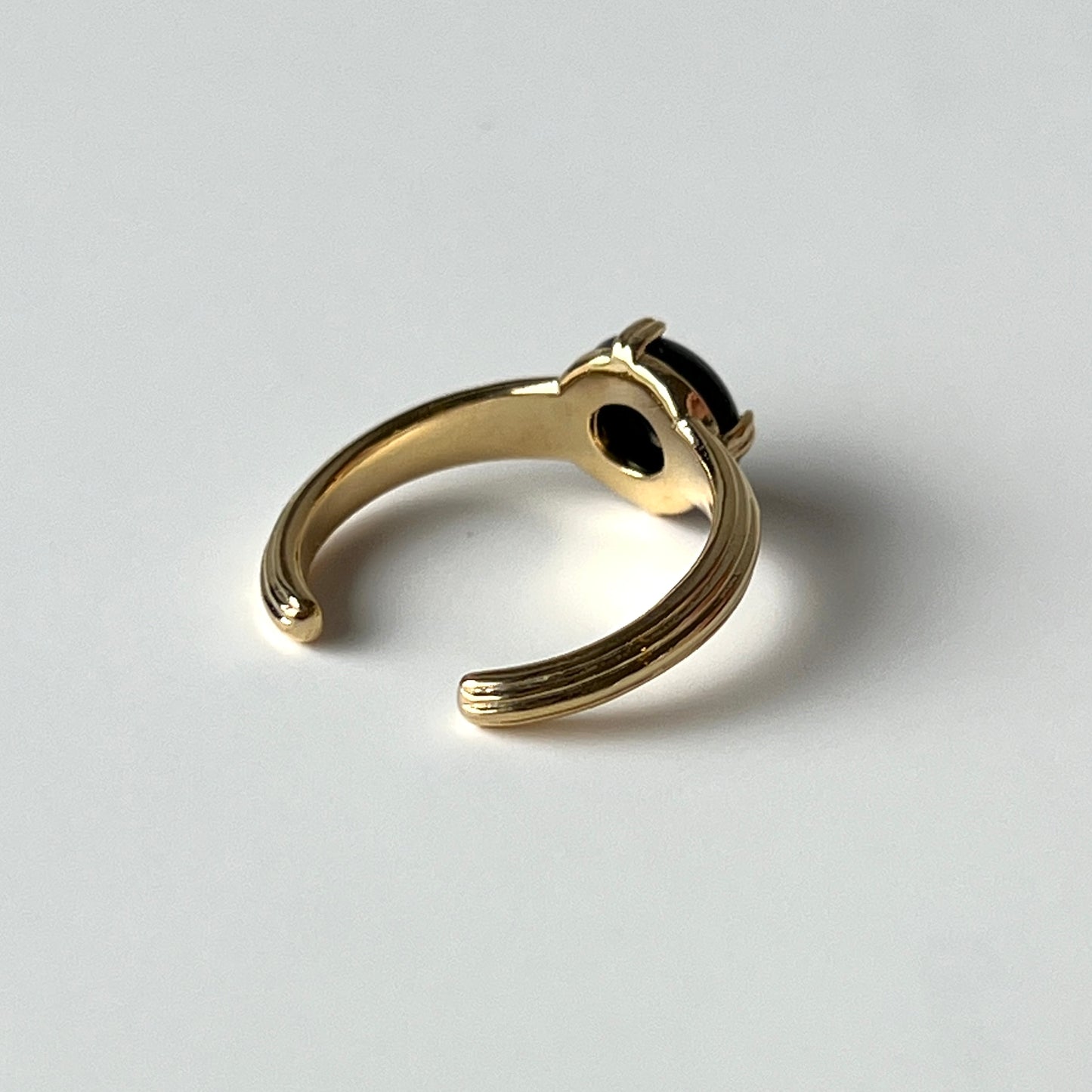 [ serene ] croissant gold