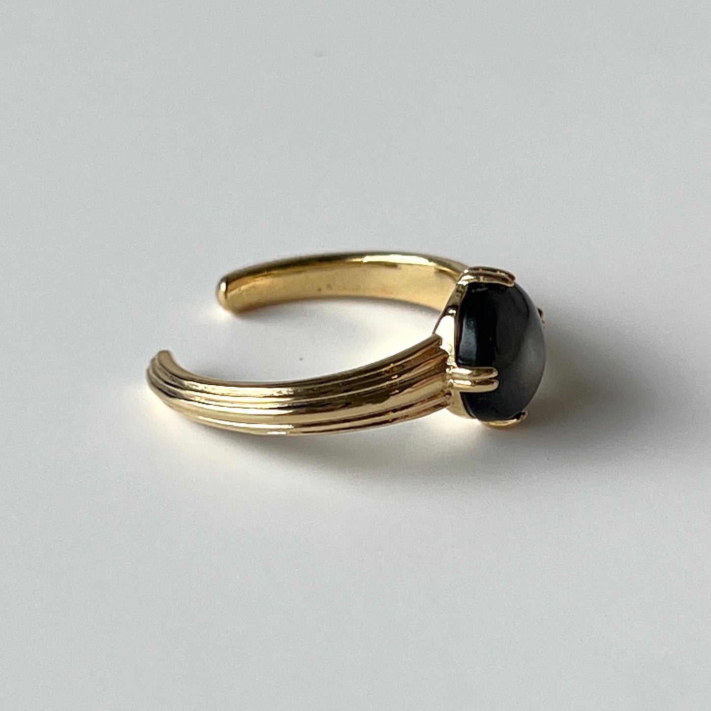 [ serene ] croissant gold