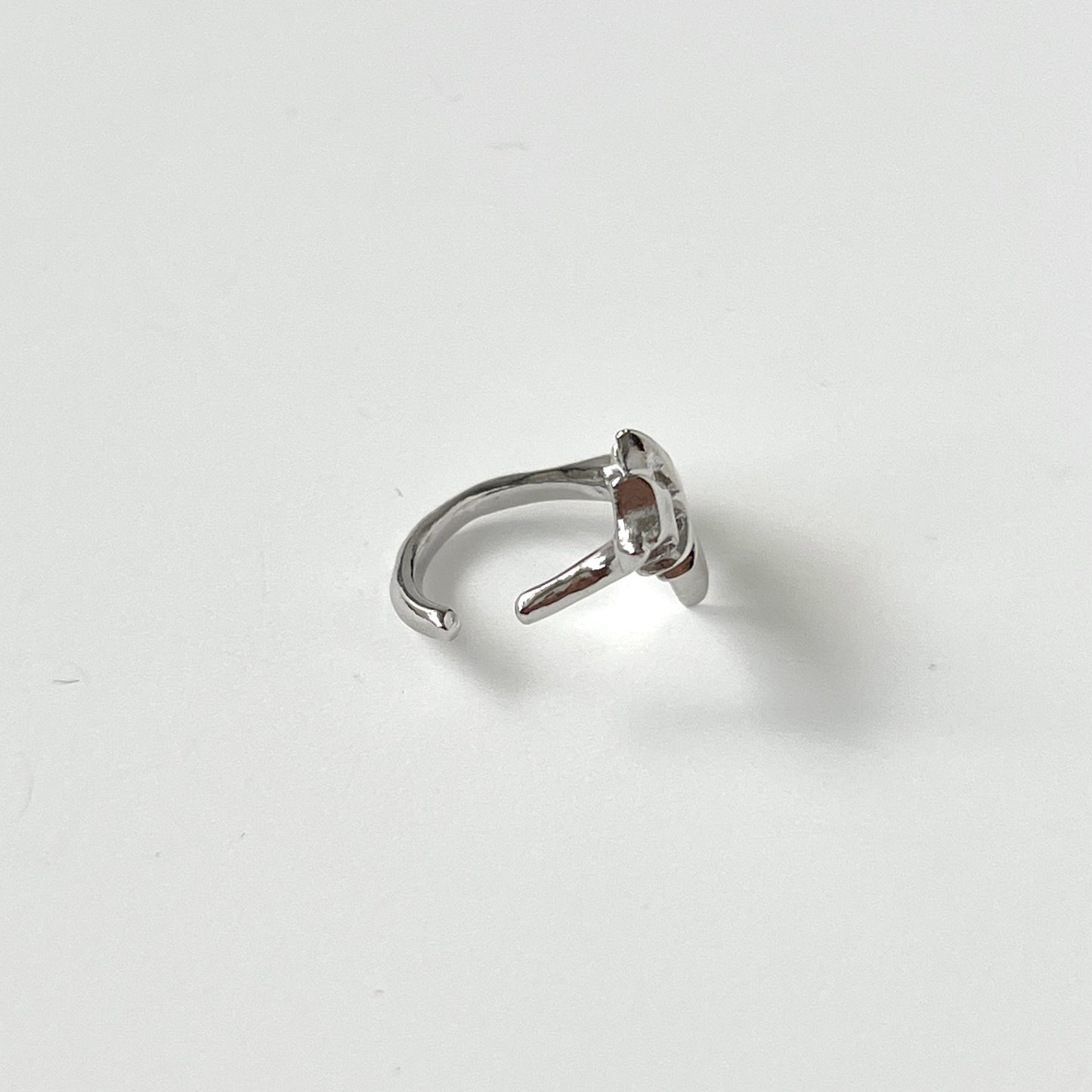 [ silver ] ptolemaeus earcuff [ free size ]