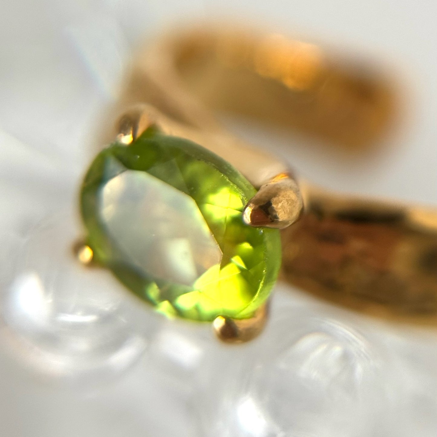 [ peridot ] um gold ring