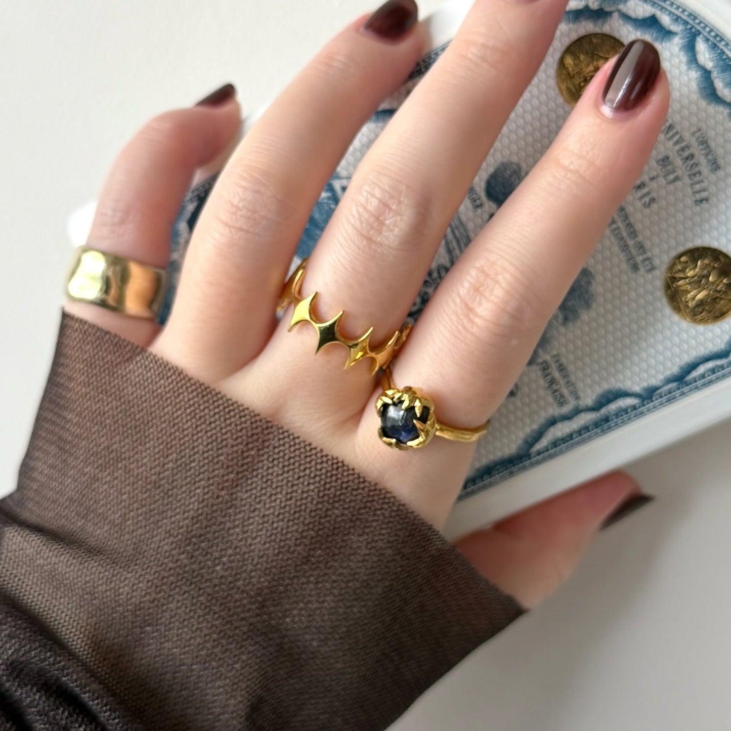 [ dark labradorite ] luce ring gold