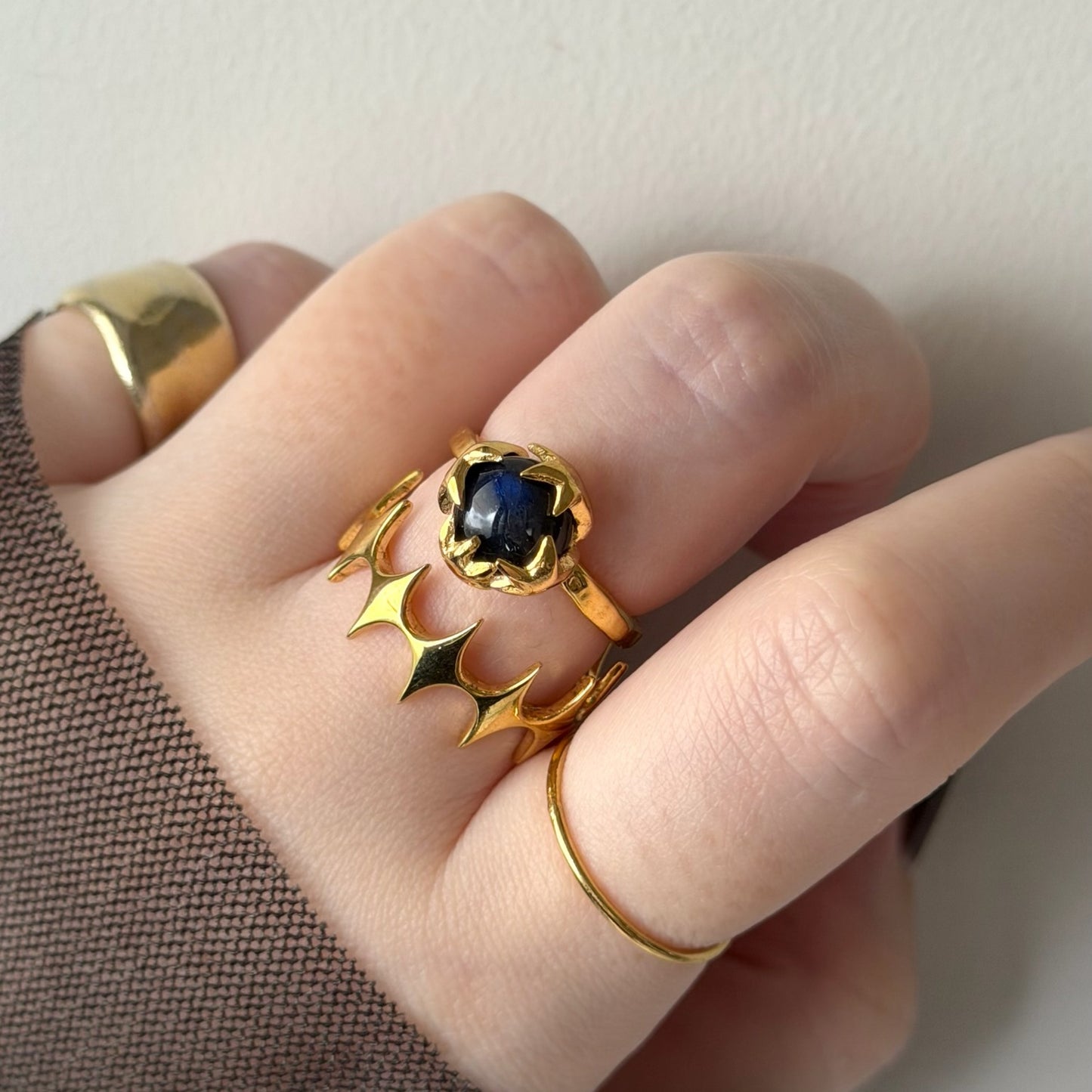 [ dark labradorite ] luce ring gold