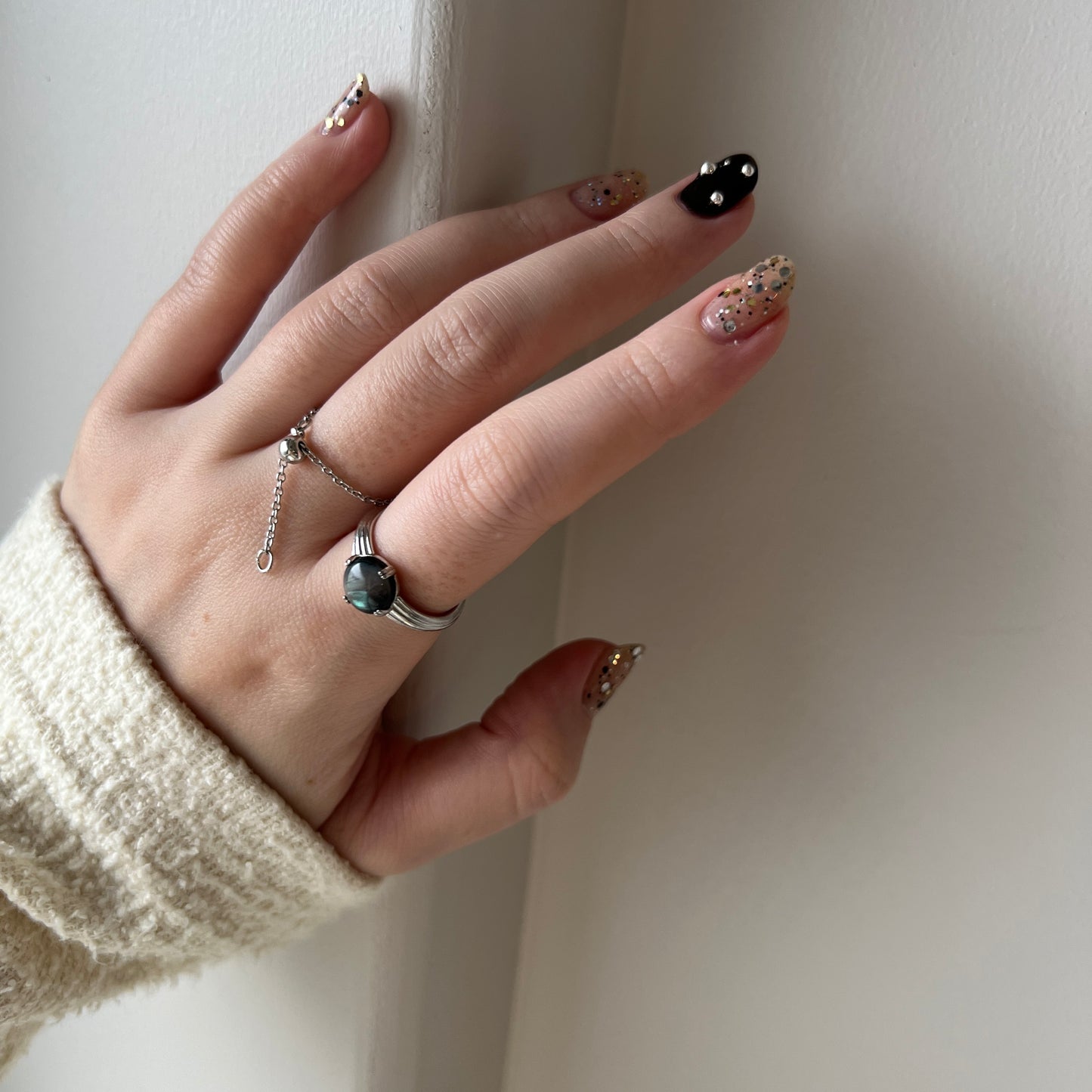 [ serene ] croissant silver