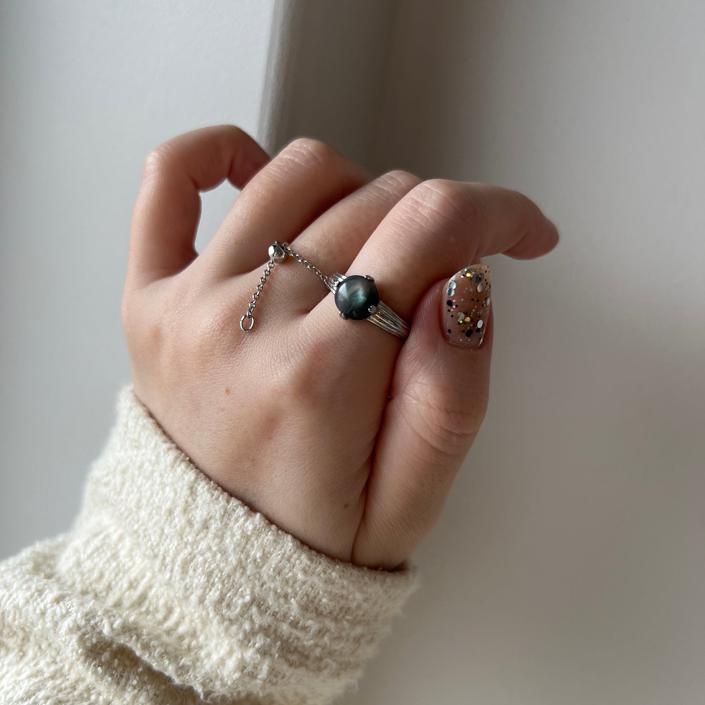 [ serene ] croissant silver