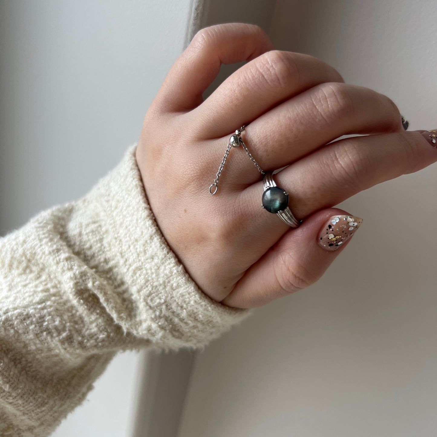 [ serene ] croissant silver