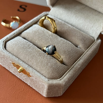 [ serene ] croissant gold