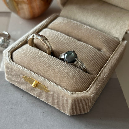 [ serene ] croissant silver