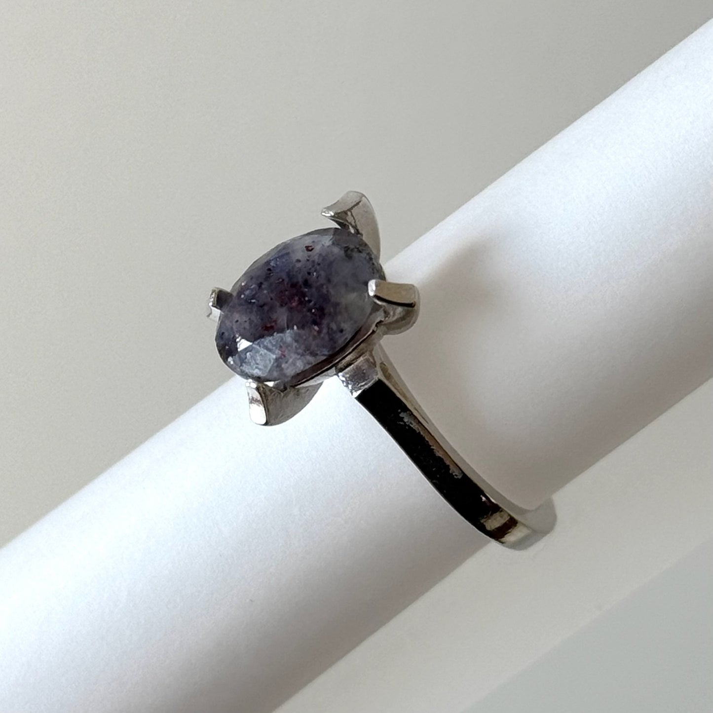 [ bloodshot Iolite ] classic silver [ free size ]