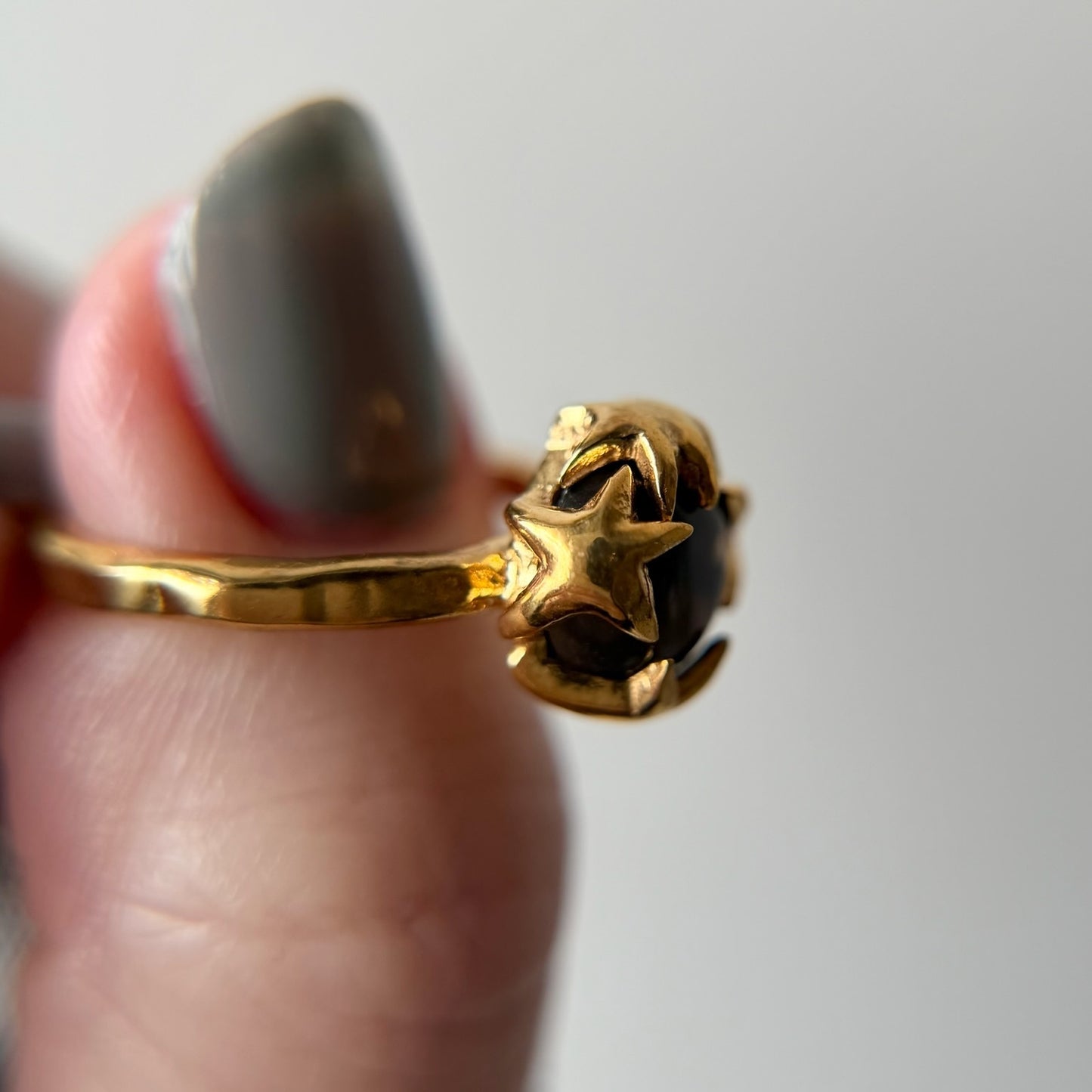 [ dark labradorite ] luce ring gold