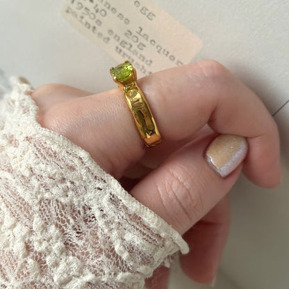 [ peridot ] um gold ring