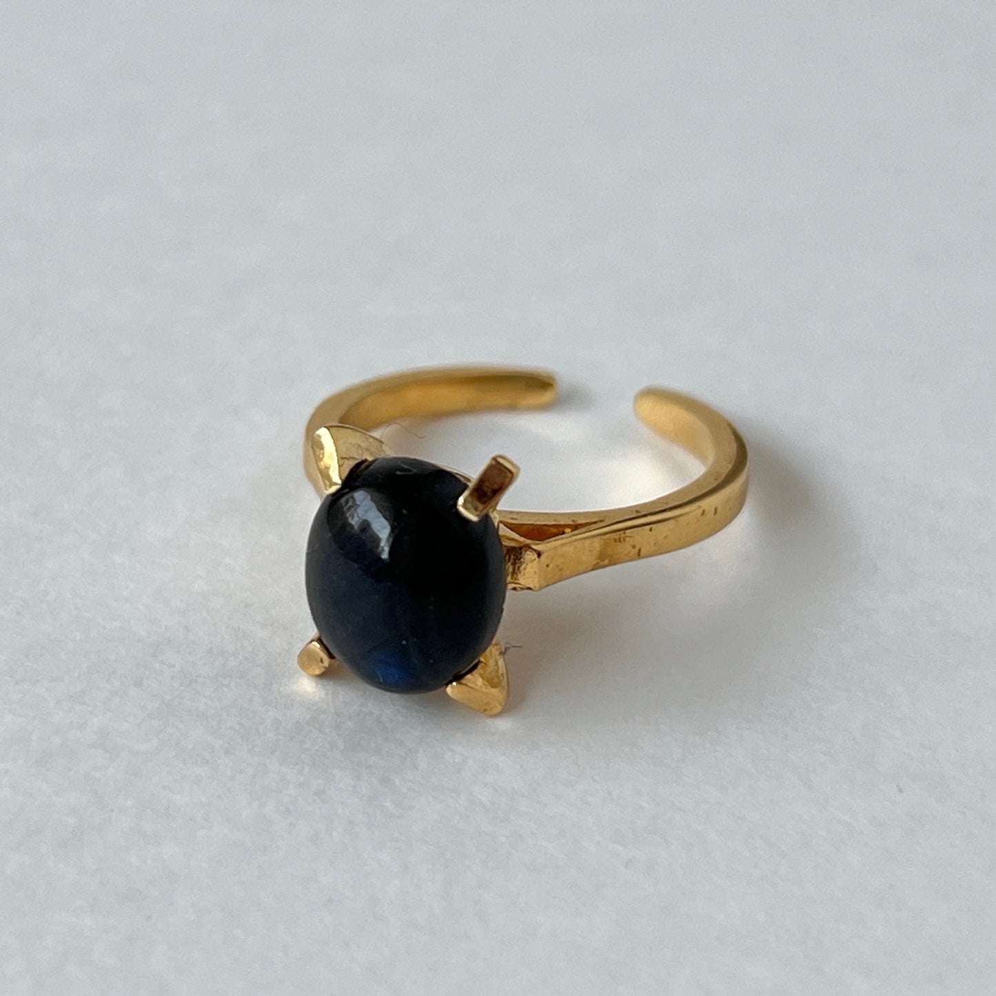 [ black labradorite ] classic gold [ free size ]