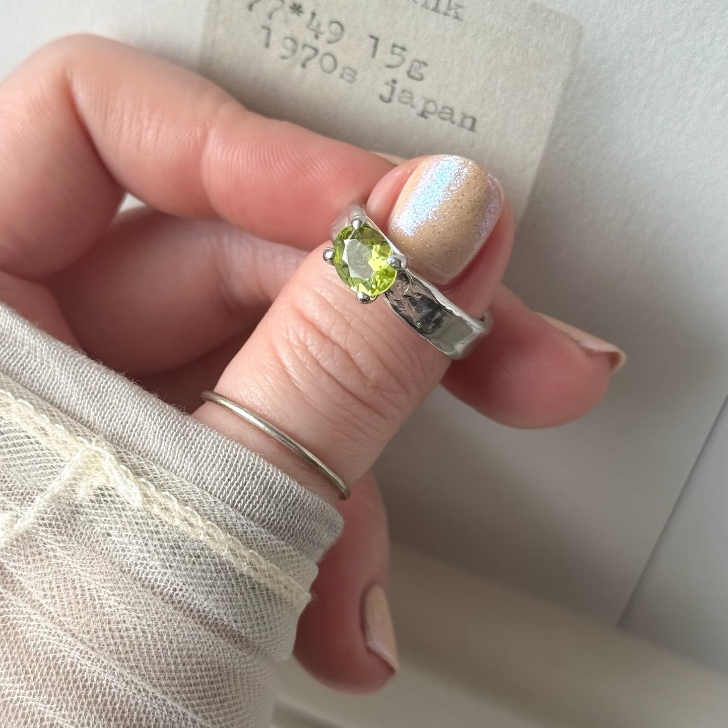 [ peridot ] um silver ring