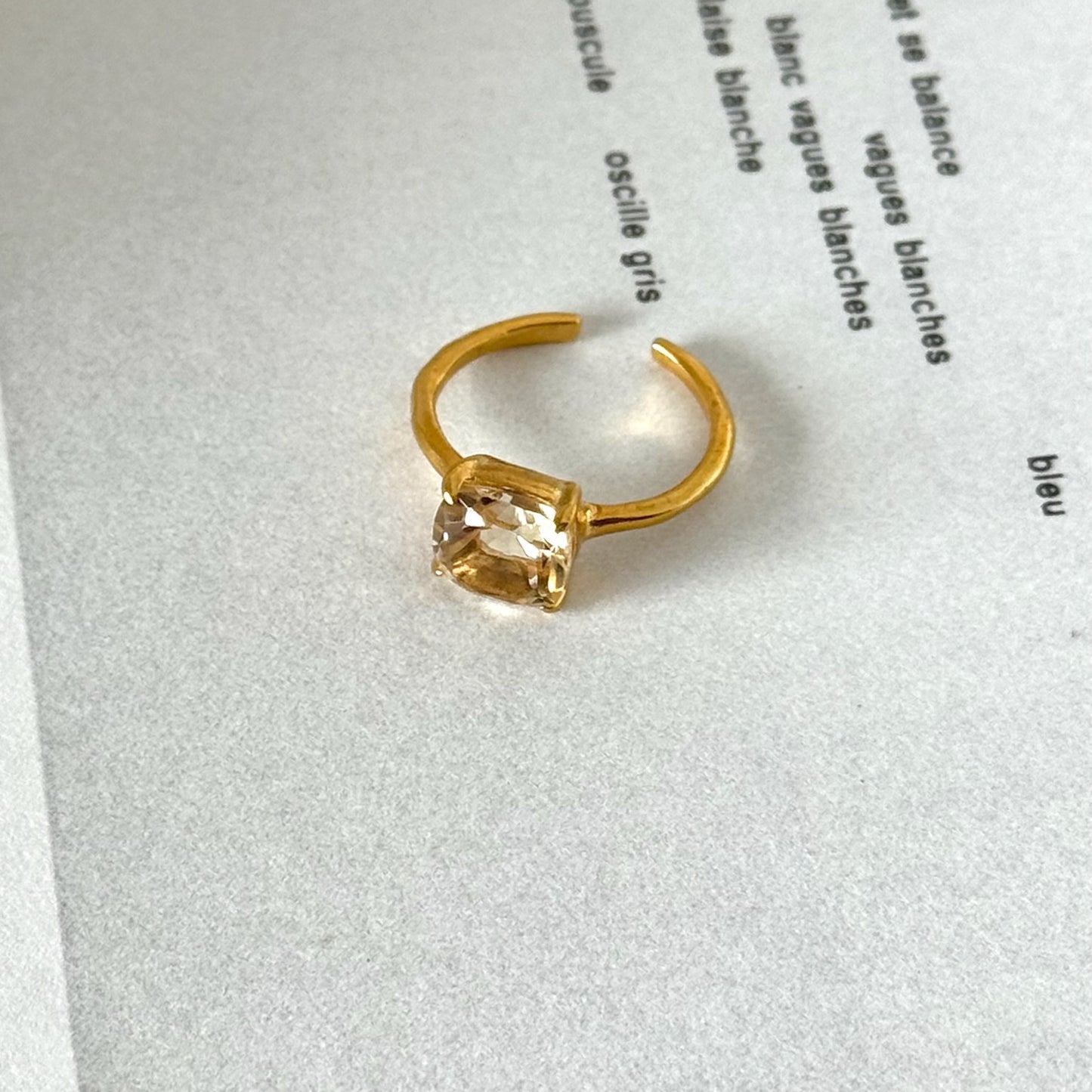 [ citorine ] square faceted cut gold