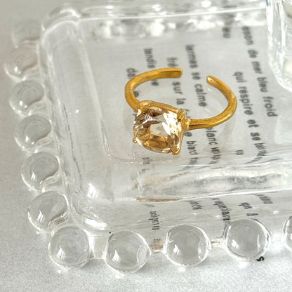 [ citorine ] square faceted cut gold