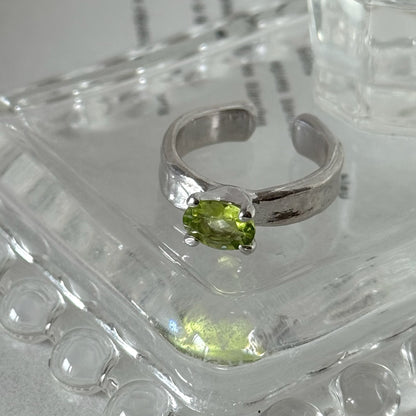 [ peridot ] um silver ring