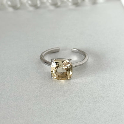 [ citorine ] square faceted cut silver