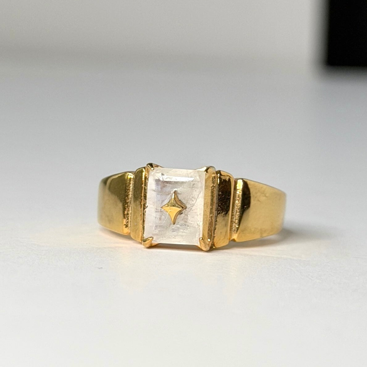 [ moon stone ] telescope gold