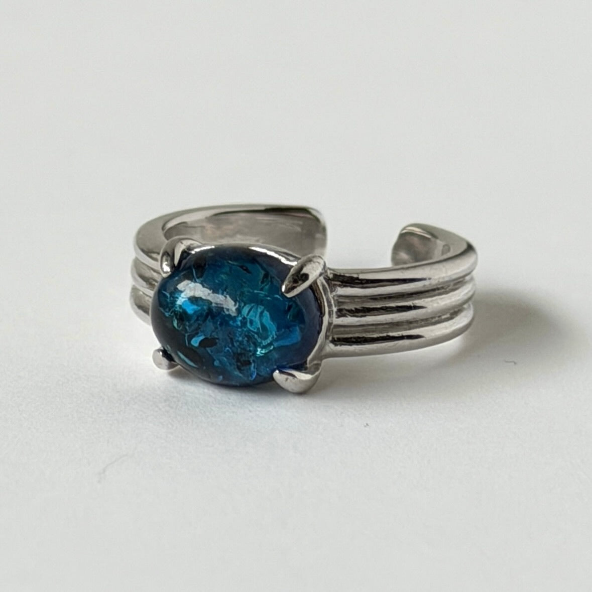 [ cracked blue amber ] trois silver