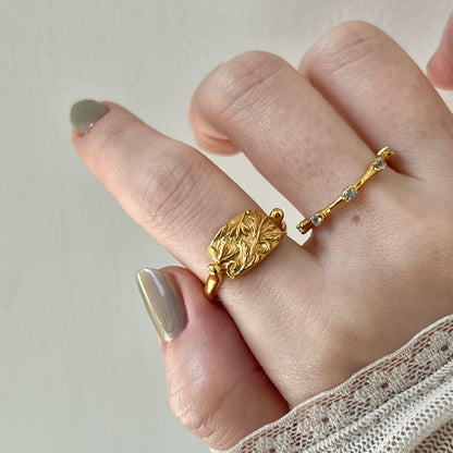 [ gold ] sculpture ring [ free size ]