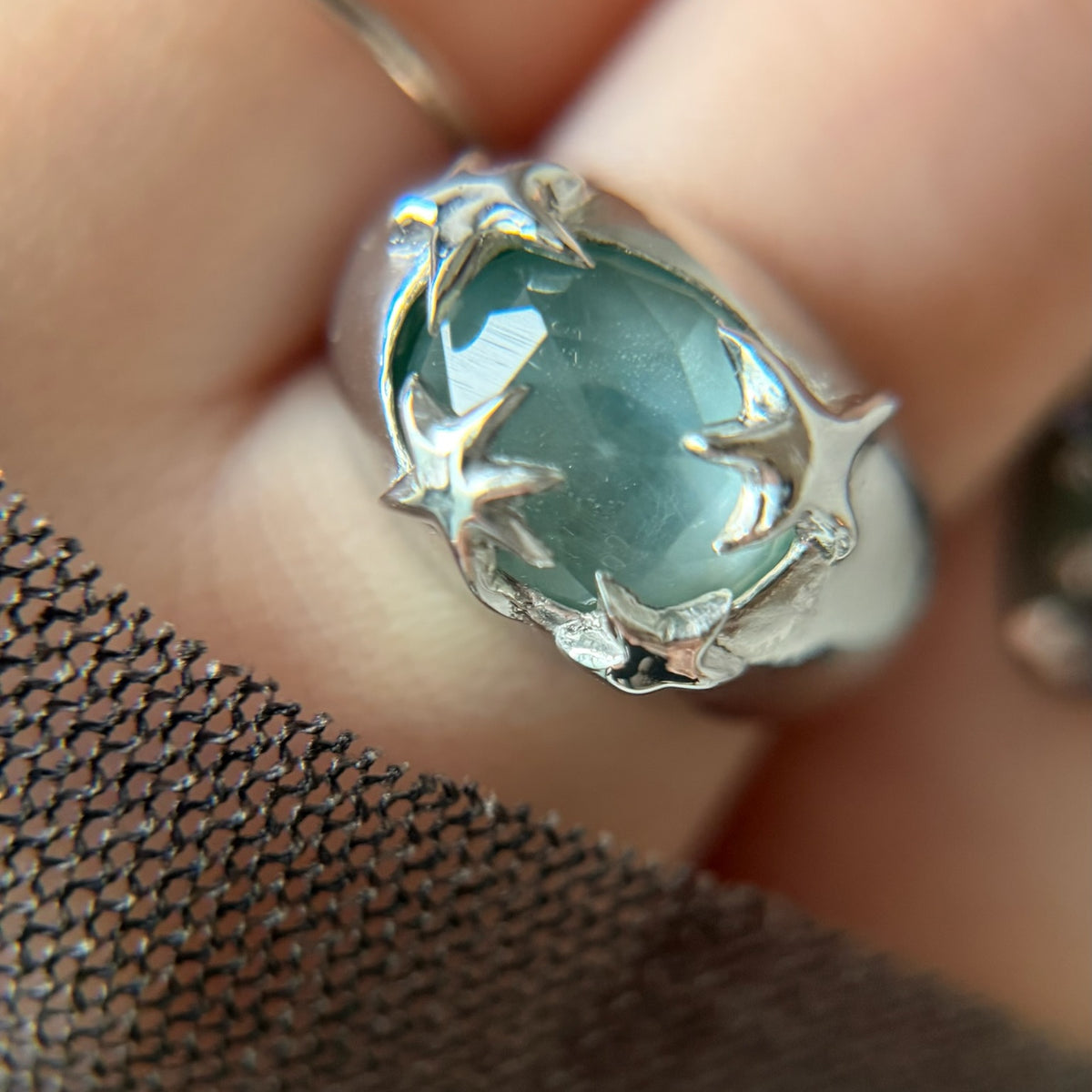 [ green onyx white shell crystal triplet ] twinkle ring silver