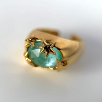 [ green onyx white shell crystal triplet ] twinkle ring gold