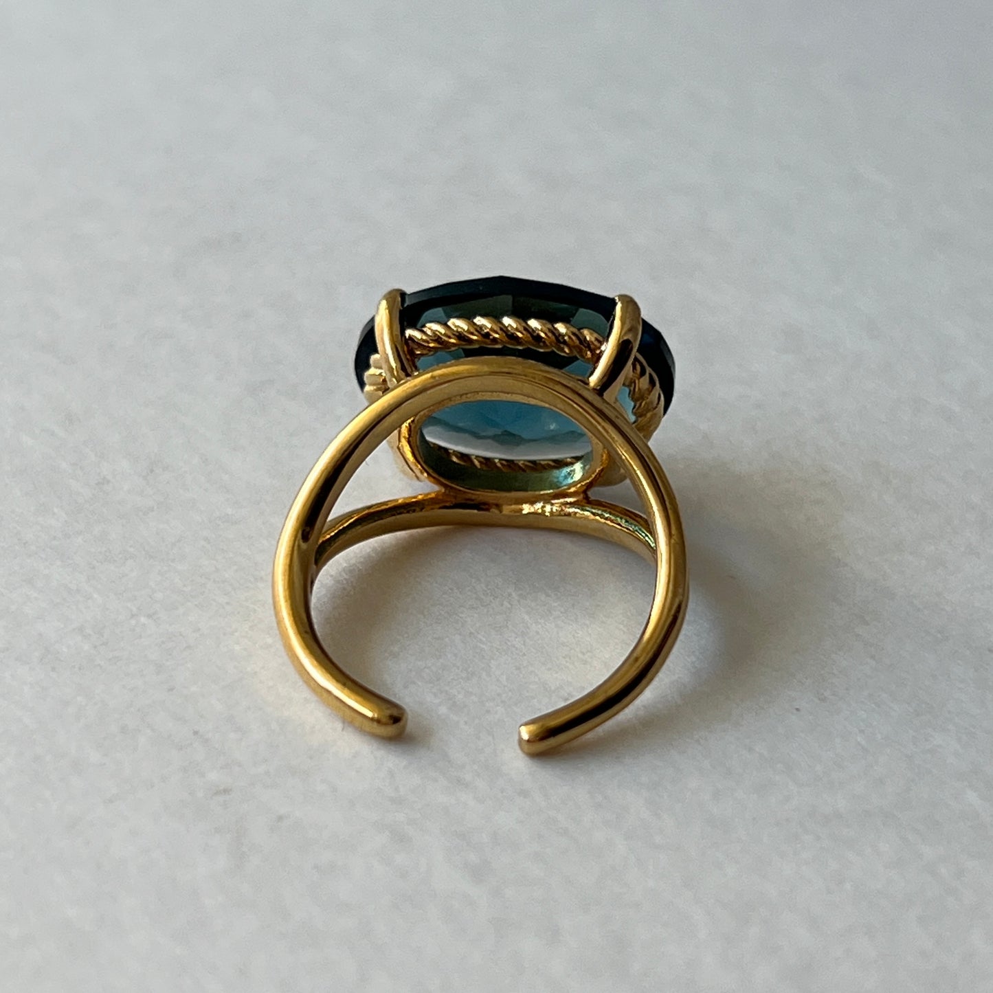 [ marine stone ] reine gold