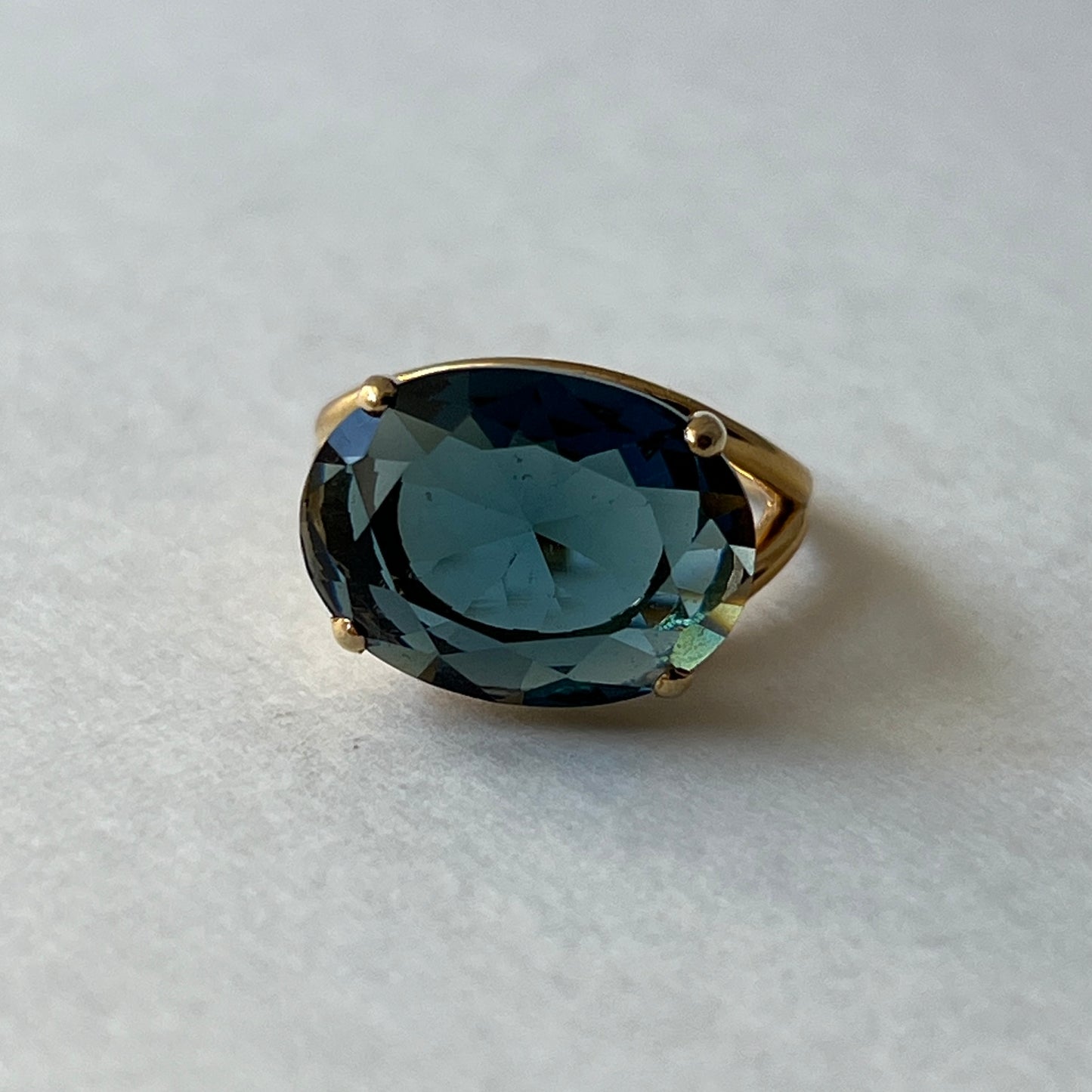 [ marine stone ] reine gold