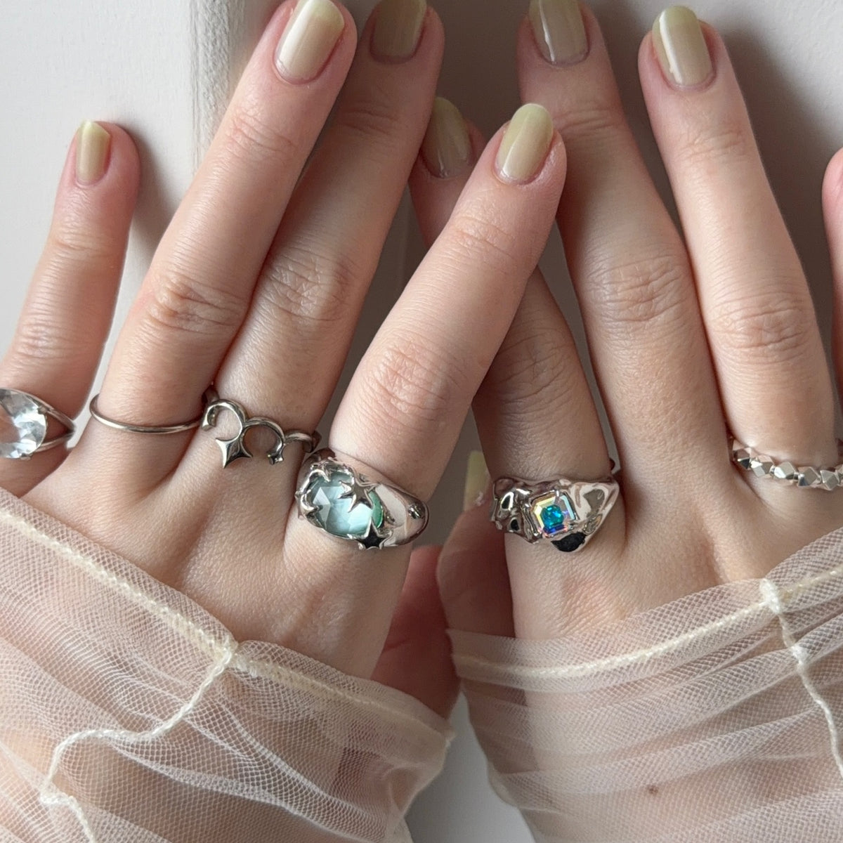 [ green onyx white shell crystal triplet ] twinkle ring silver