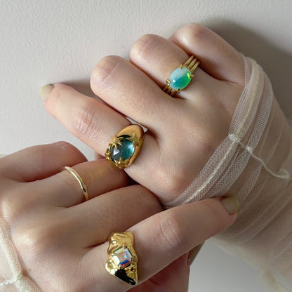 [ green onyx white shell crystal triplet ] twinkle ring gold