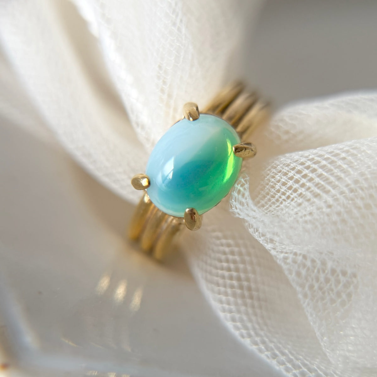 [ vintage green glass ] trois gold