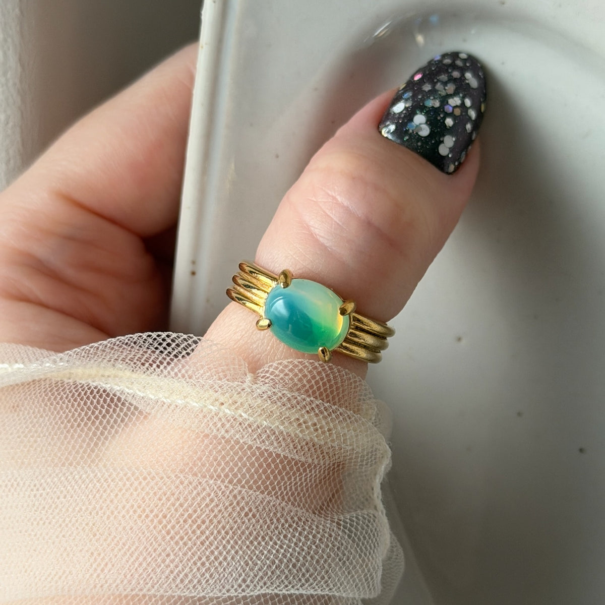 [ vintage green glass ] trois gold