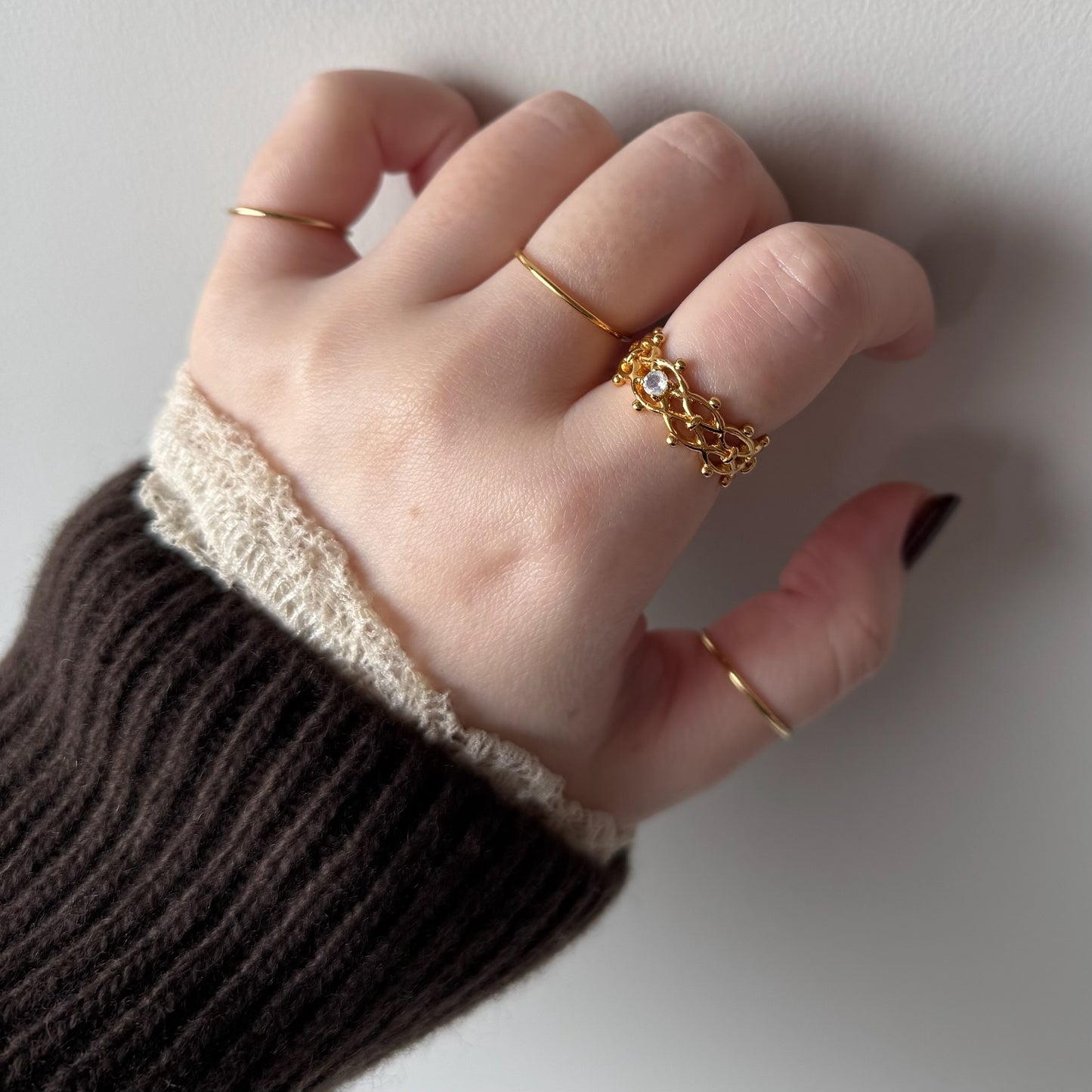 [ moon stone ] lace stone gold