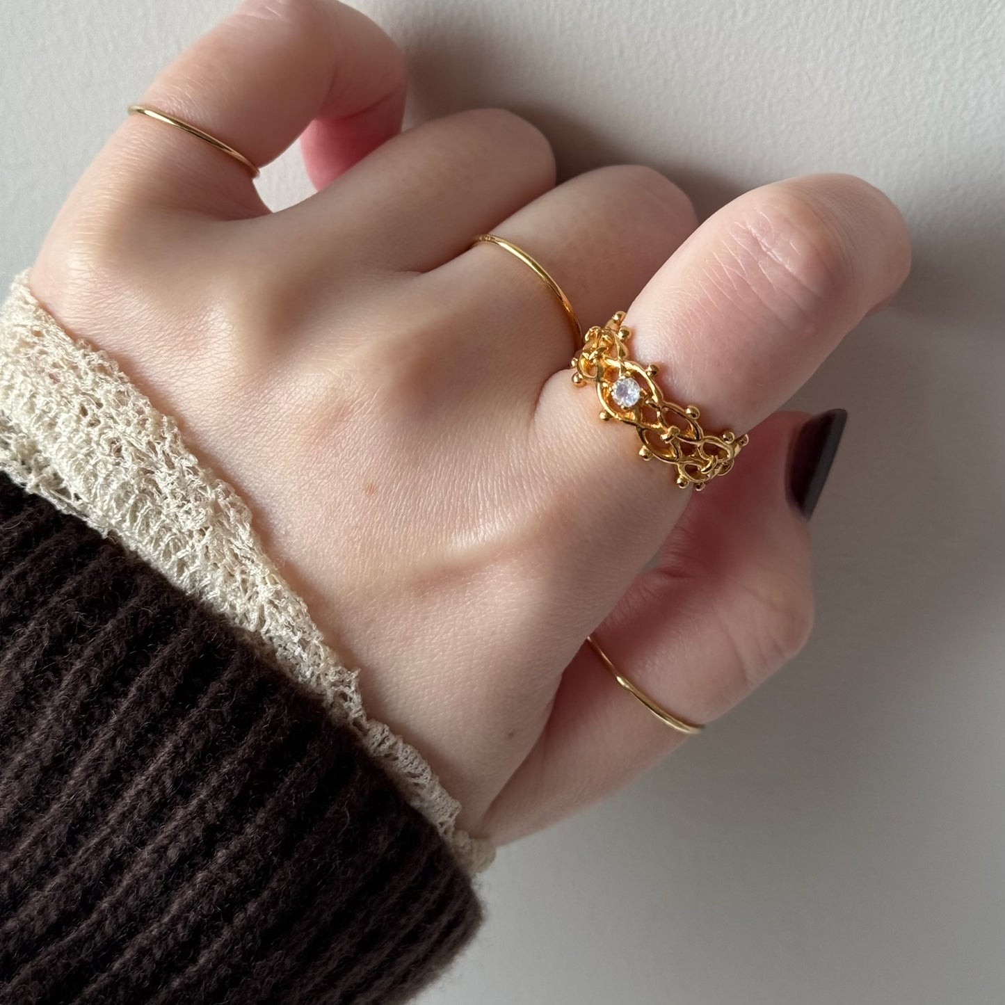 [ moon stone ] lace stone gold