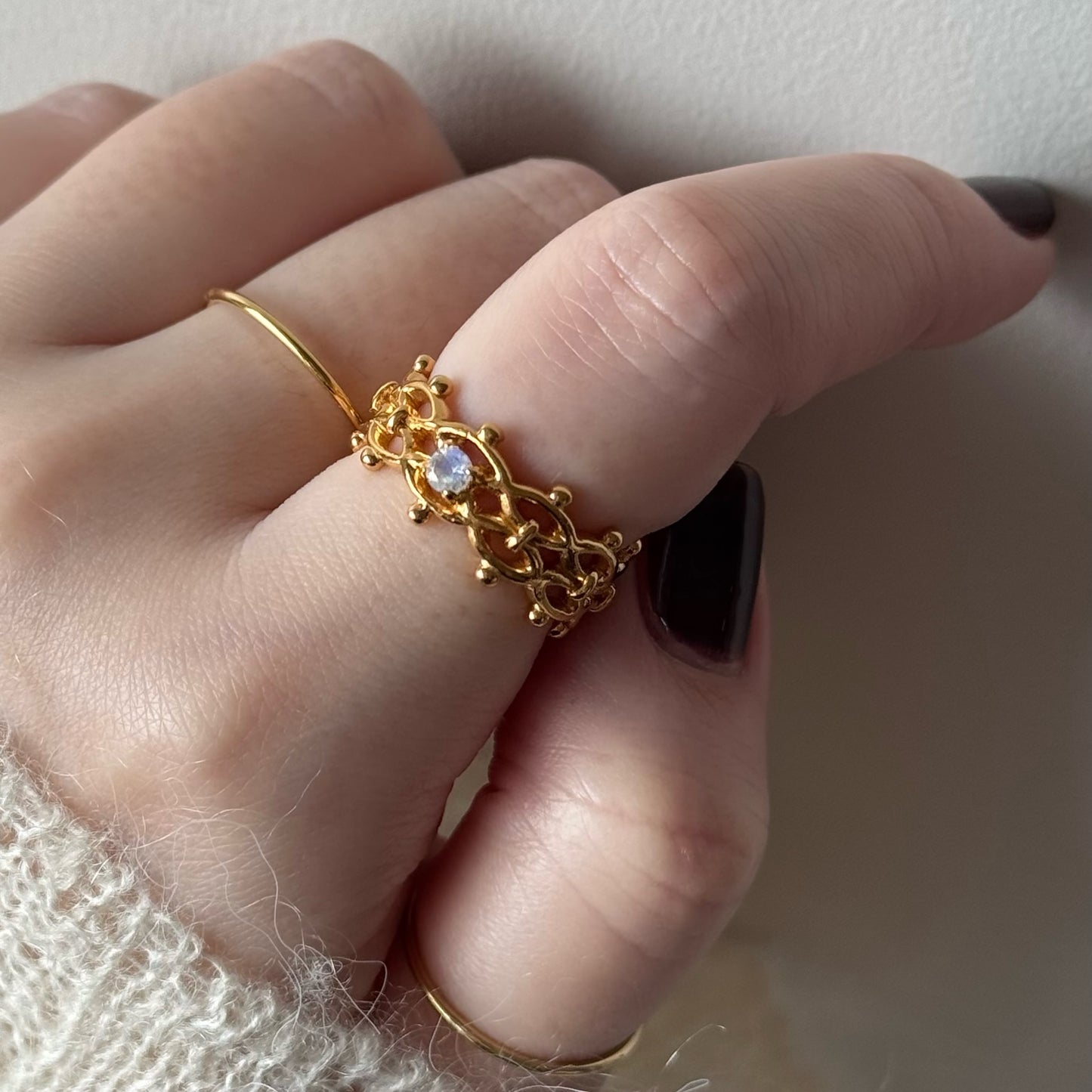 [ moon stone ] lace stone gold
