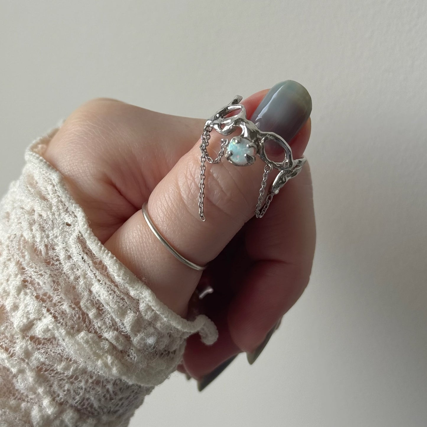 [ synthetic opal ] nuanced mesh silver