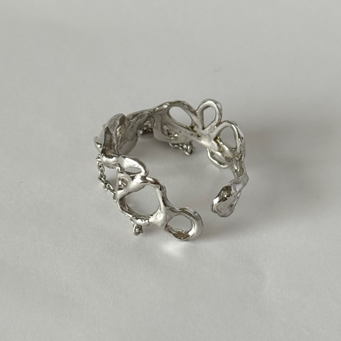 [ synthetic opal ] nuanced mesh silver