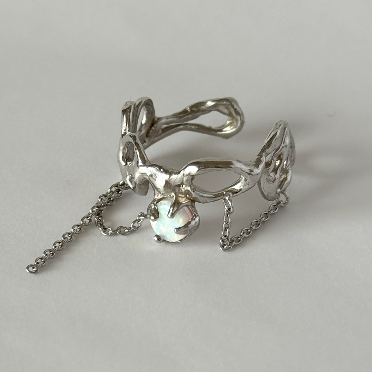 [ synthetic opal ] nuanced mesh silver