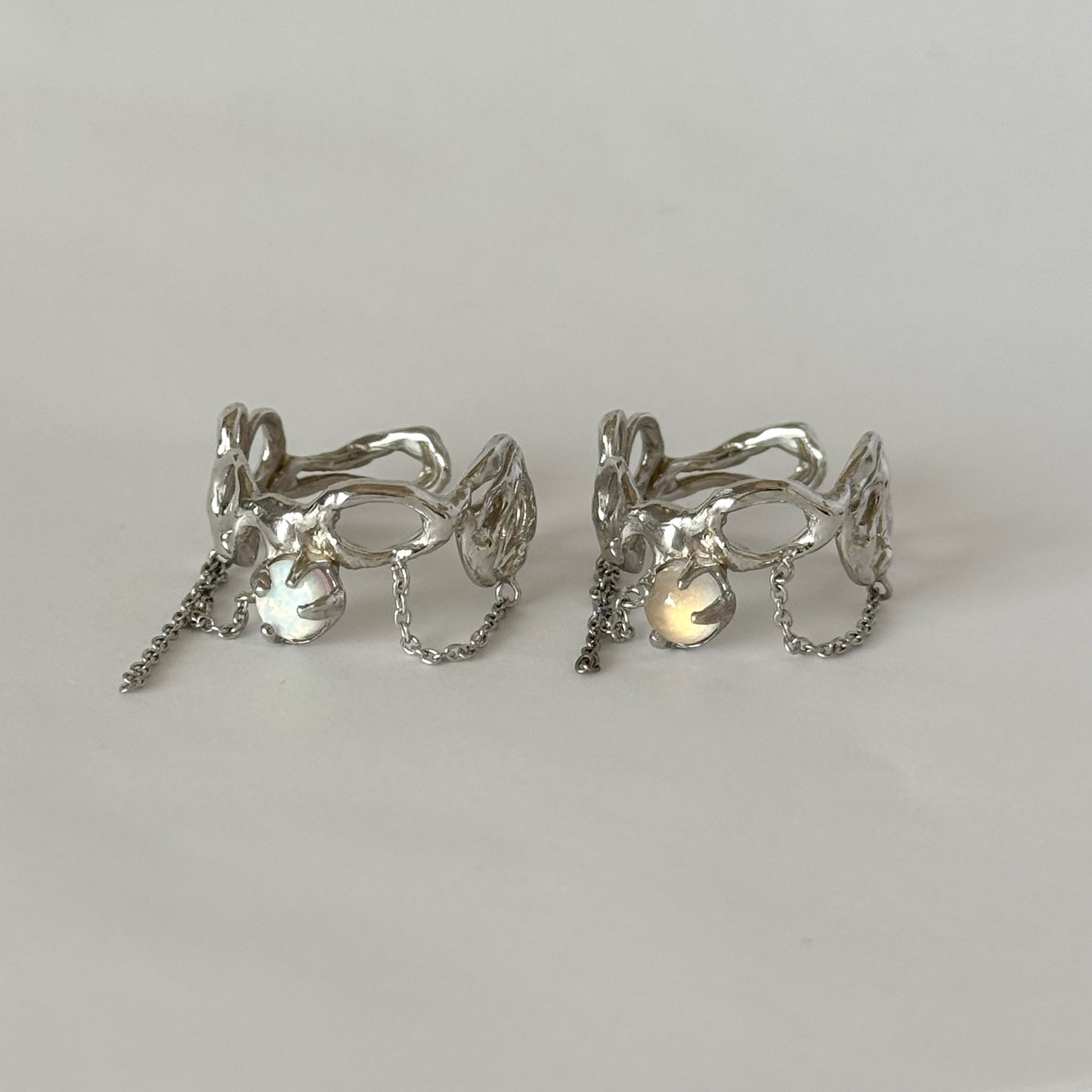 [ synthetic opal ] nuanced mesh silver
