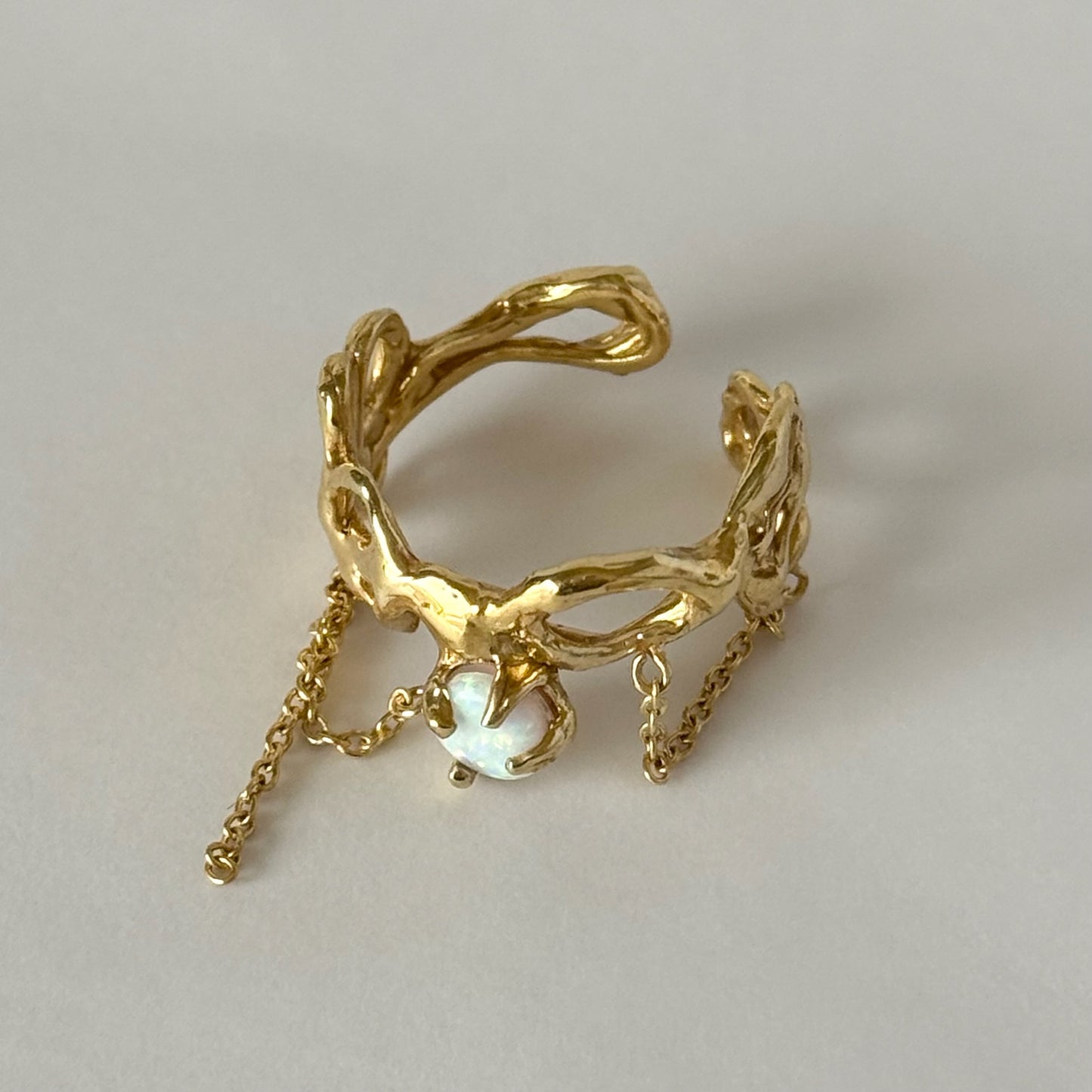[ synthetic opal ] nuanced mesh gold