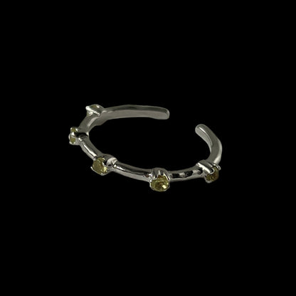 [ peridot ] um garland ring silver