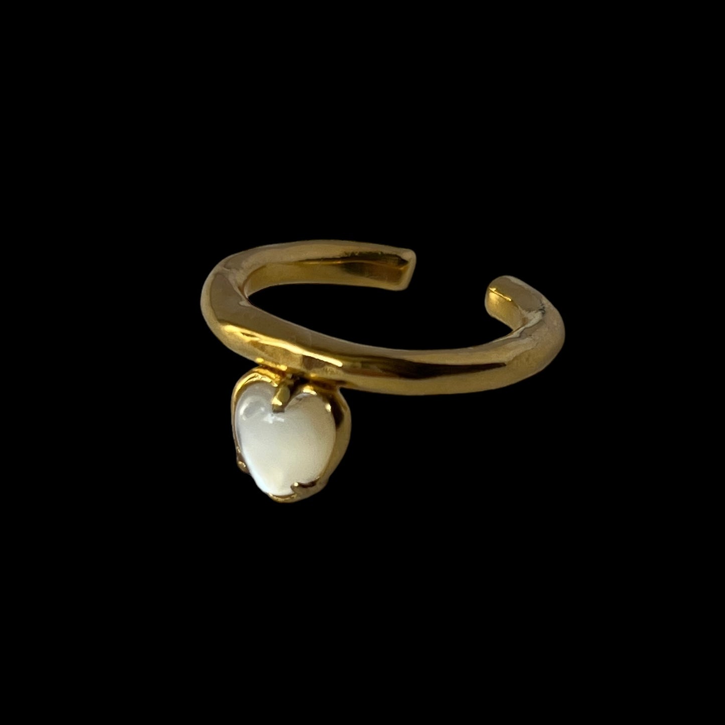[ white shell ] um heart ring gold