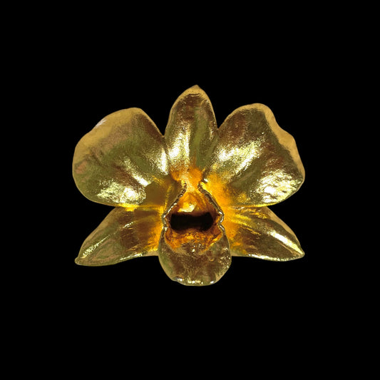 Flower brooch