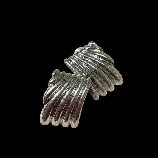Silver earring