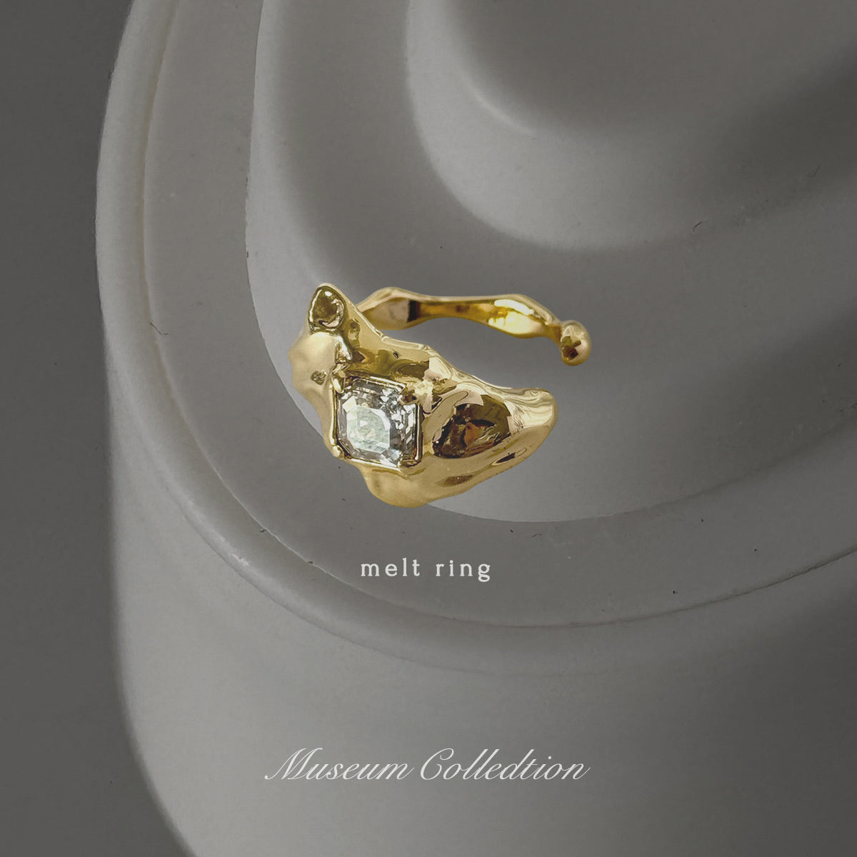 [ crystal shade ]  melt ring  gold  [ free size ]