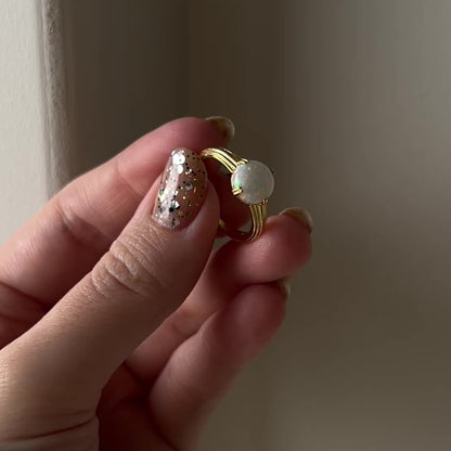 [ neon ] croissant gold