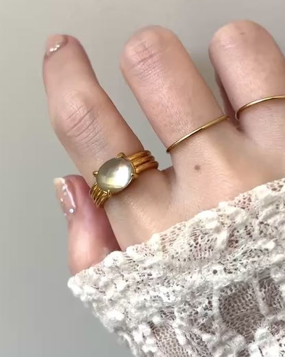 [ black shell (multi-faceted) ] trois gold