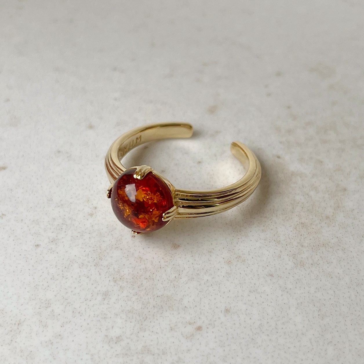 [ amber ] croissant gold
