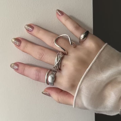 [ howlite ] trois silver