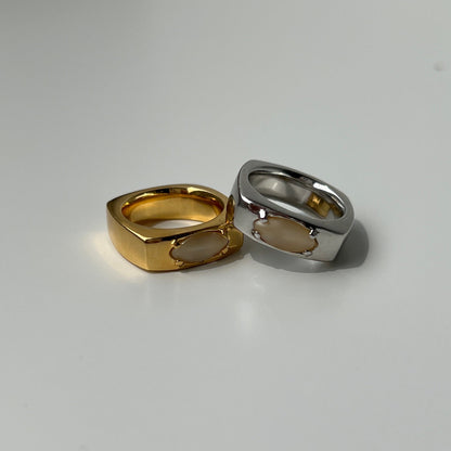 [ yellow moon glass ] europa gold